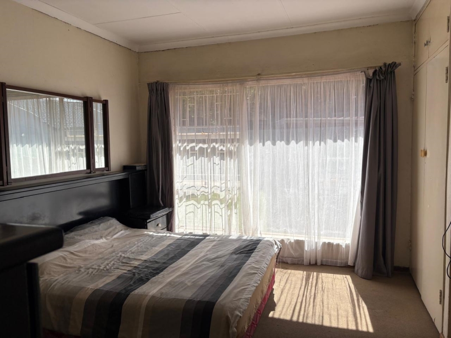 3 Bedroom Property for Sale in Glenvista Gauteng