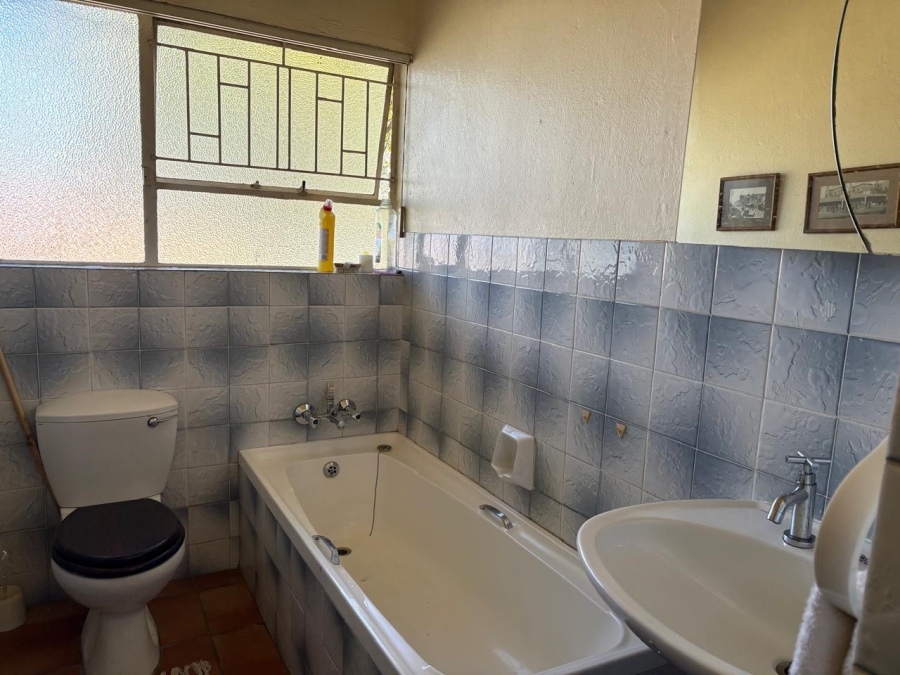 3 Bedroom Property for Sale in Glenvista Gauteng