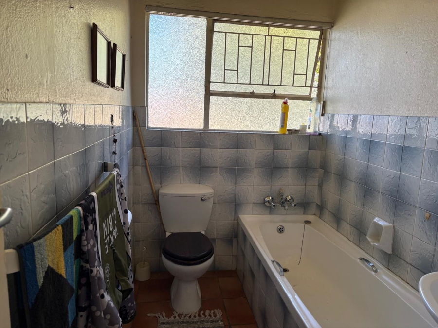 3 Bedroom Property for Sale in Glenvista Gauteng