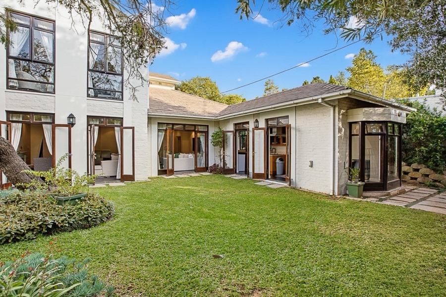 To Let 4 Bedroom Property for Rent in Bryanston Gauteng