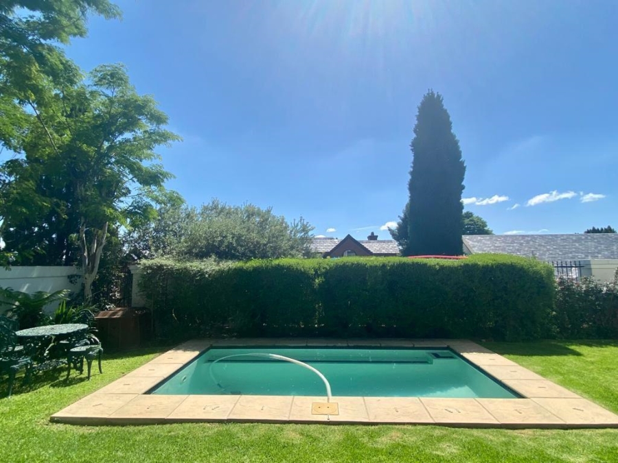 To Let 4 Bedroom Property for Rent in Bryanston Gauteng