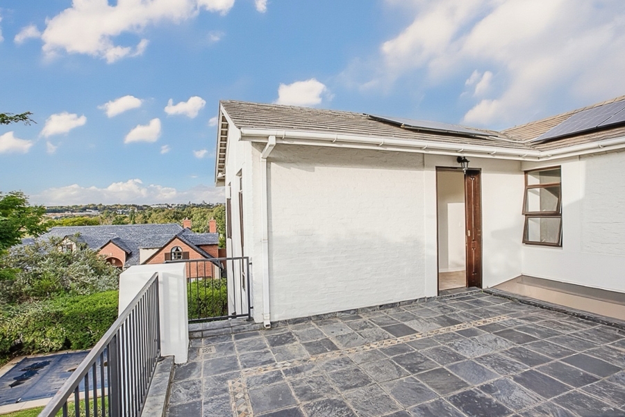 To Let 4 Bedroom Property for Rent in Bryanston Gauteng