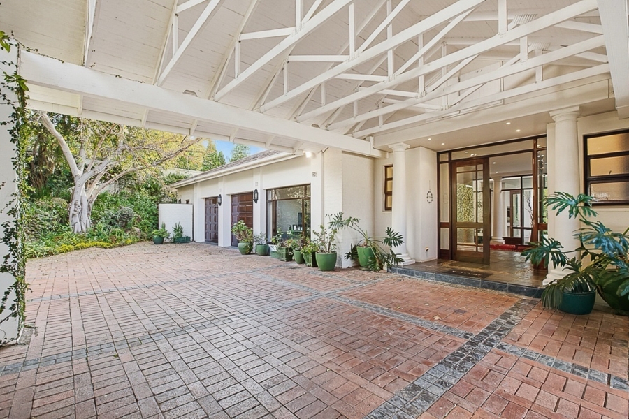To Let 4 Bedroom Property for Rent in Bryanston Gauteng