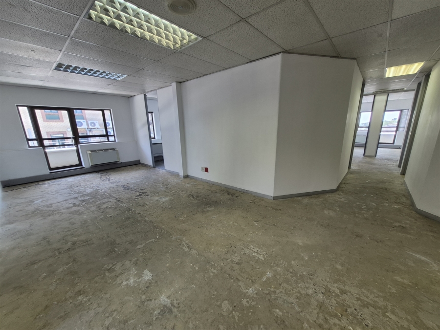 To Let Commercial Property for Rent in Hyde Park Gauteng