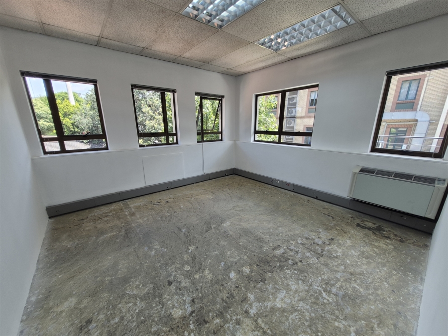To Let Commercial Property for Rent in Hyde Park Gauteng