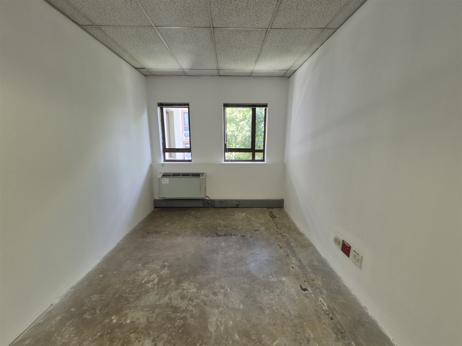 To Let Commercial Property for Rent in Hyde Park Gauteng