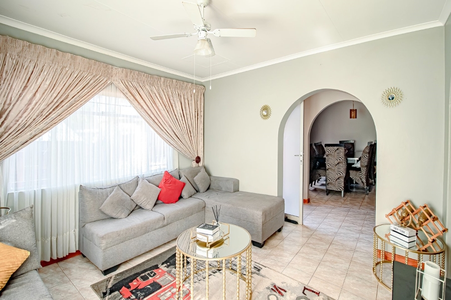4 Bedroom Property for Sale in Sinoville Gauteng