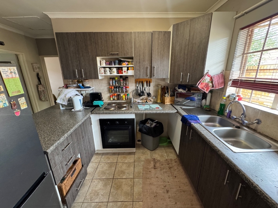 2 Bedroom Property for Sale in Sinoville Gauteng
