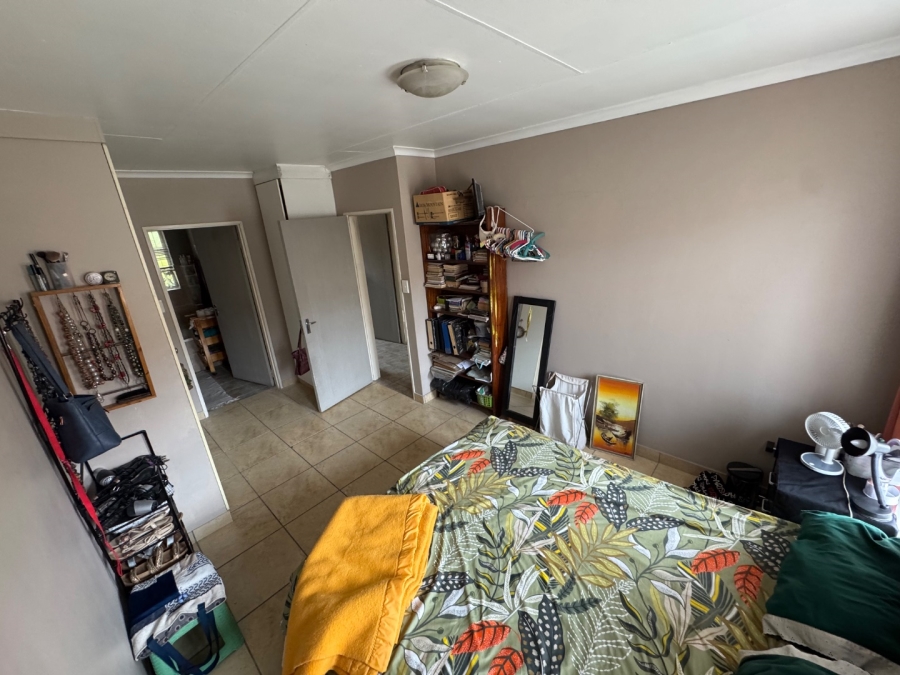 2 Bedroom Property for Sale in Sinoville Gauteng