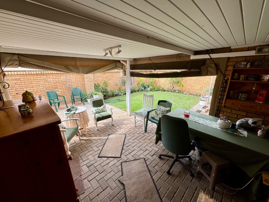 2 Bedroom Property for Sale in Sinoville Gauteng
