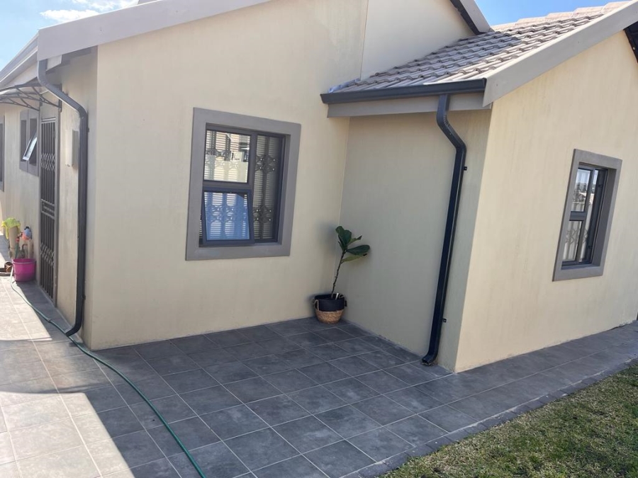 3 Bedroom Property for Sale in Kya Sands Gauteng