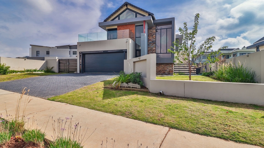 4 Bedroom Property for Sale in Swallow Hills Lifestyle Estate Gauteng
