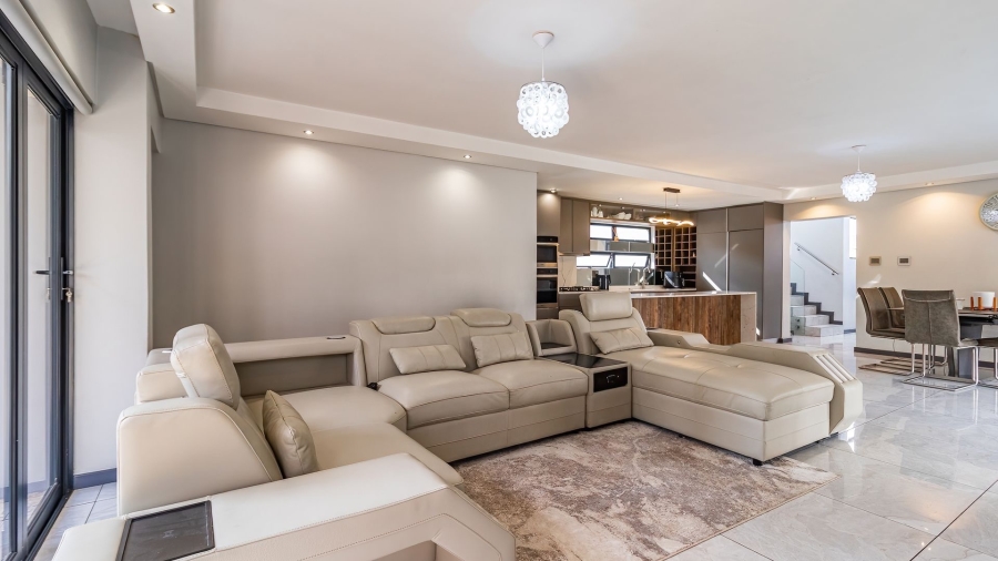 4 Bedroom Property for Sale in Swallow Hills Lifestyle Estate Gauteng