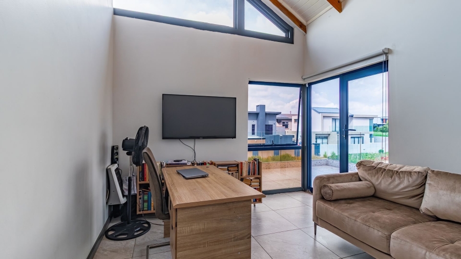 4 Bedroom Property for Sale in Swallow Hills Lifestyle Estate Gauteng