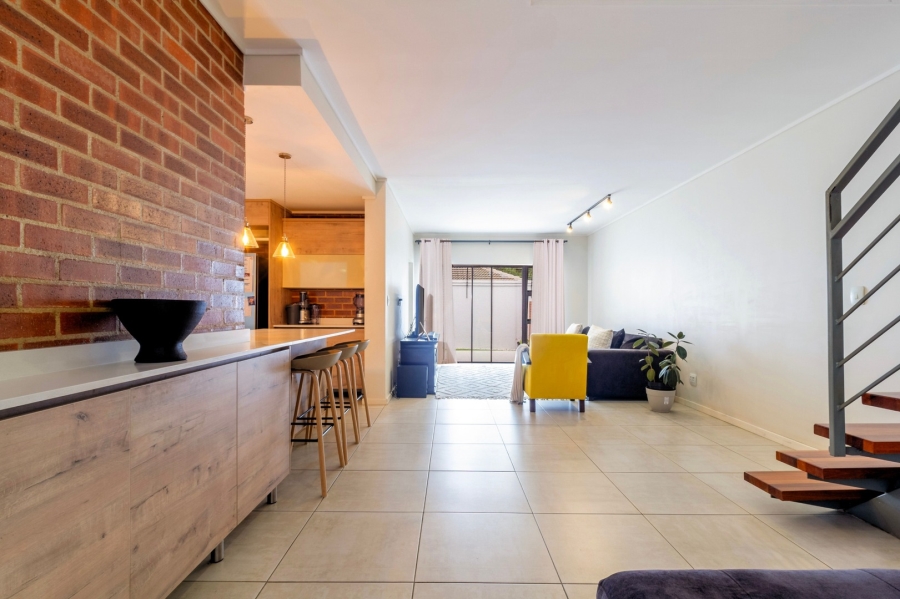 To Let 4 Bedroom Property for Rent in Sharonlea Gauteng