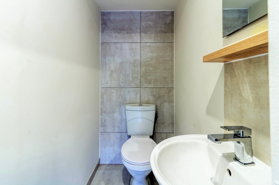 To Let 4 Bedroom Property for Rent in Sharonlea Gauteng