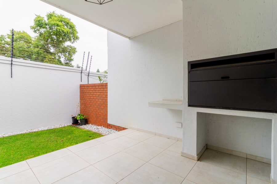 To Let 4 Bedroom Property for Rent in Sharonlea Gauteng