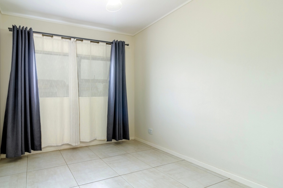 To Let 4 Bedroom Property for Rent in Sharonlea Gauteng