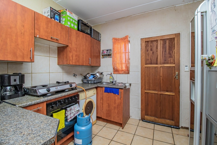 2 Bedroom Property for Sale in Comet Gauteng