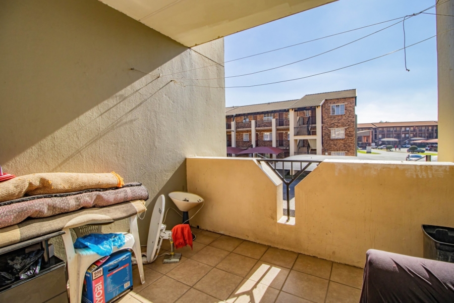 2 Bedroom Property for Sale in Comet Gauteng