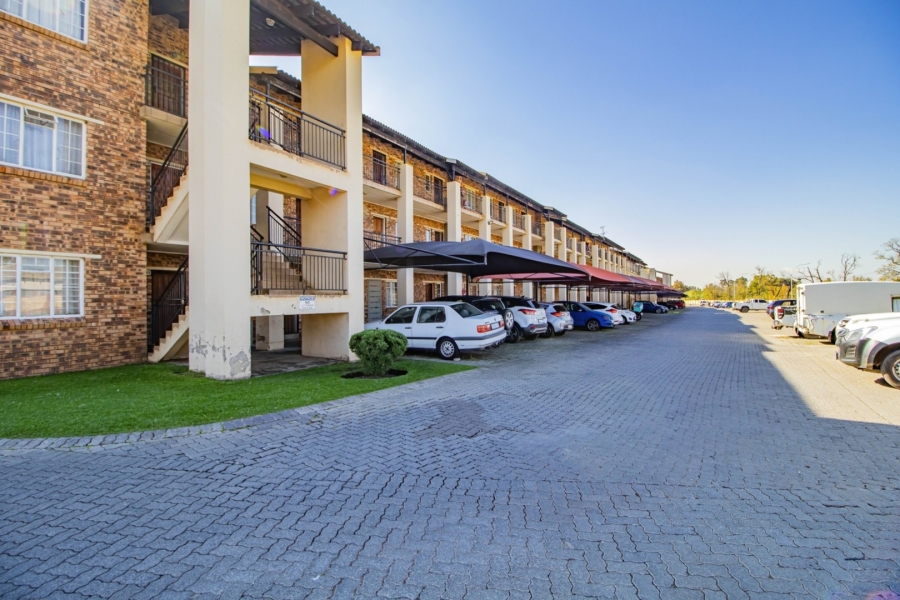 2 Bedroom Property for Sale in Comet Gauteng