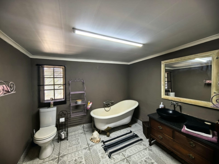 6 Bedroom Property for Sale in Mayville Gauteng