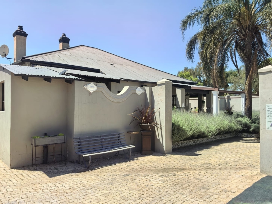 6 Bedroom Property for Sale in Mayville Gauteng