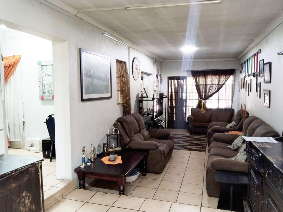 5 Bedroom Property for Sale in Booysens Gauteng