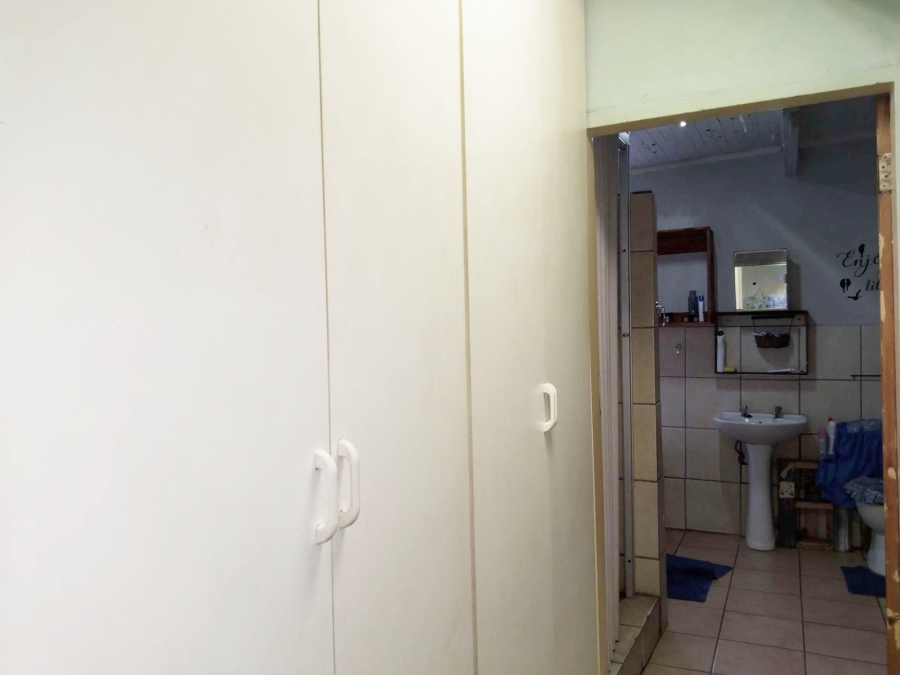 5 Bedroom Property for Sale in Booysens Gauteng