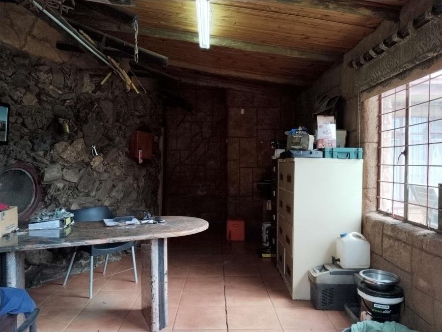 6 Bedroom Property for Sale in Andeon AH Gauteng
