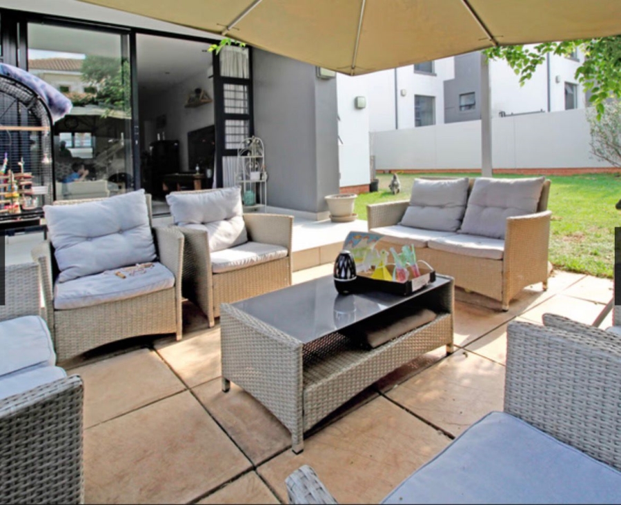 To Let 3 Bedroom Property for Rent in Broadacres Gauteng