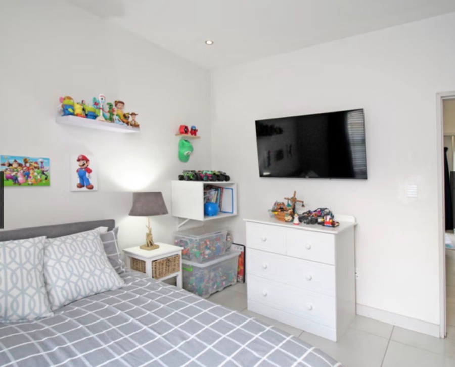 To Let 3 Bedroom Property for Rent in Broadacres Gauteng