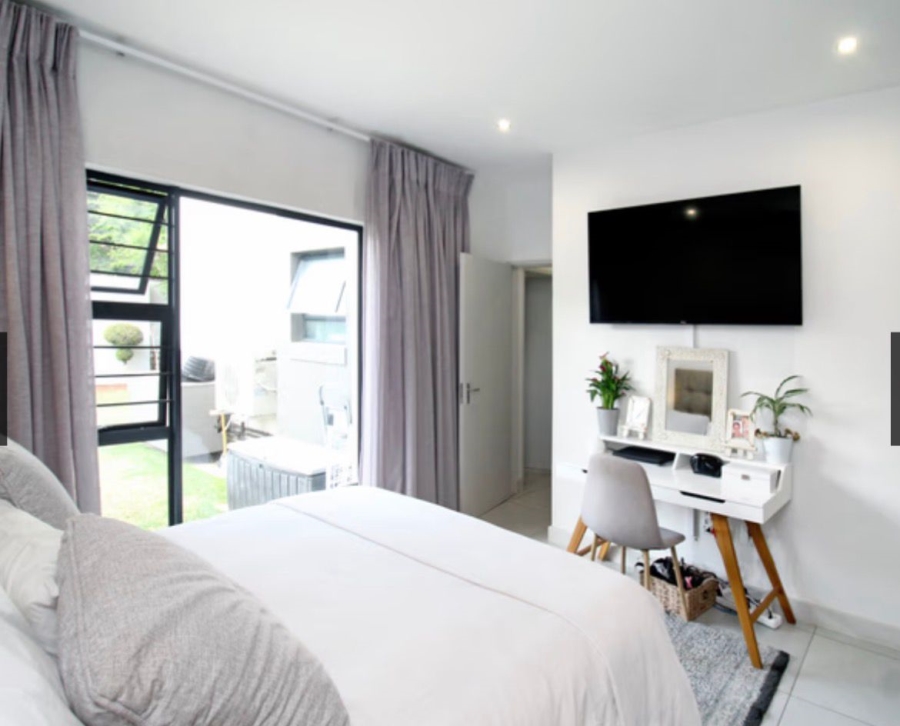 To Let 3 Bedroom Property for Rent in Broadacres Gauteng