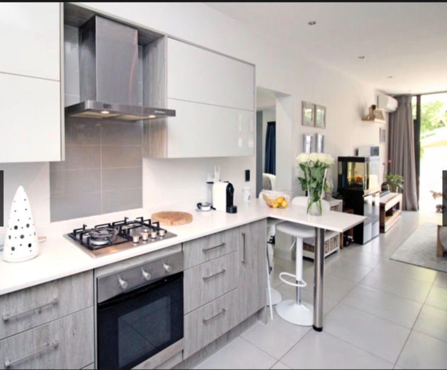 To Let 3 Bedroom Property for Rent in Broadacres Gauteng