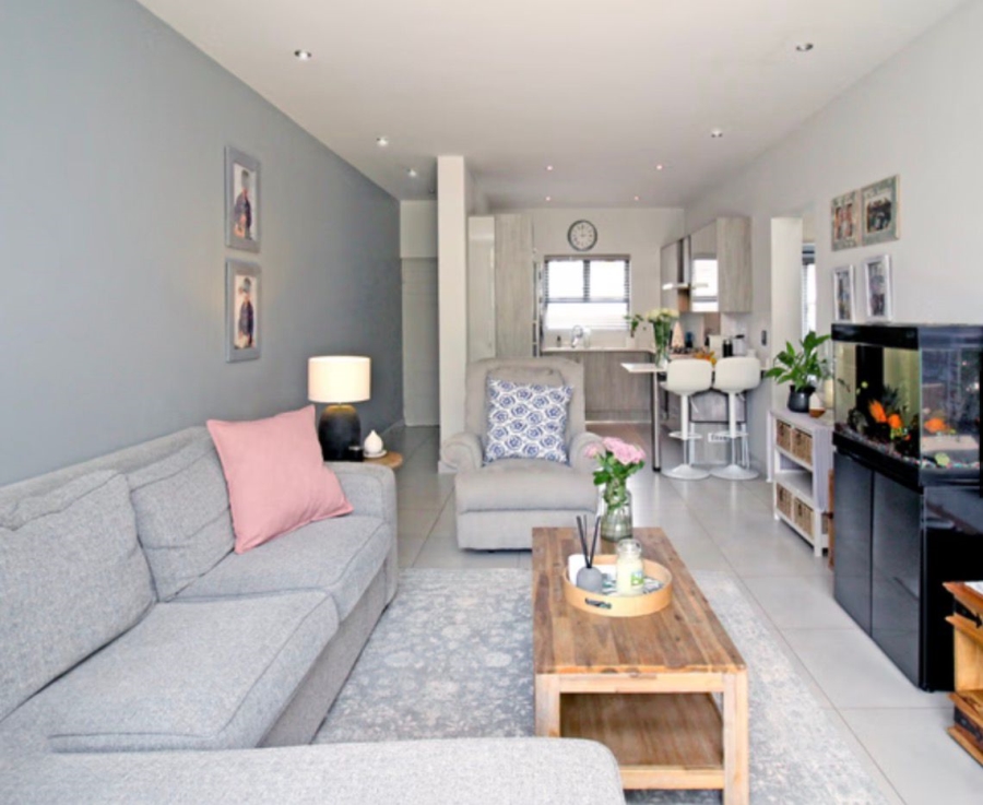 To Let 3 Bedroom Property for Rent in Broadacres Gauteng