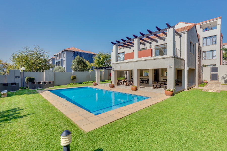 To Let 1 Bedroom Property for Rent in Lonehill Gauteng