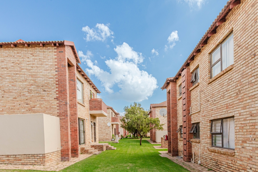 2 Bedroom Property for Sale in Kengies Gauteng