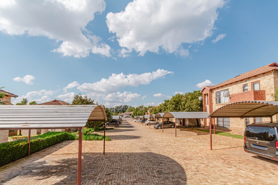 2 Bedroom Property for Sale in Kengies Gauteng