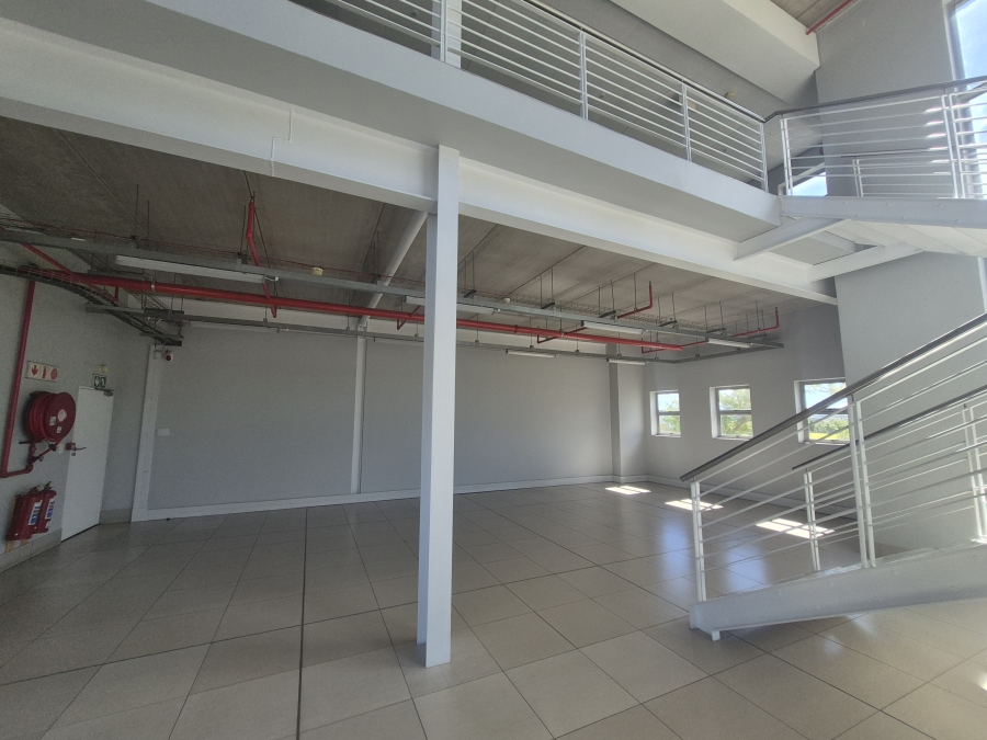 To Let Commercial Property for Rent in Gosforth Park Gauteng