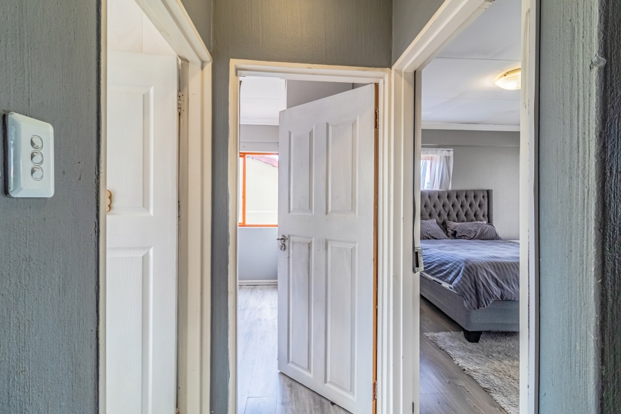 2 Bedroom Property for Sale in Ruimsig Gauteng