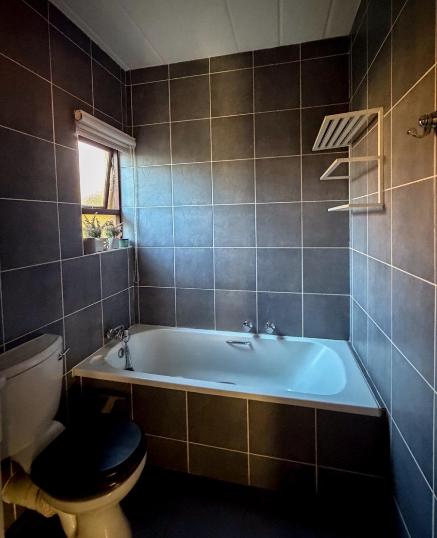 2 Bedroom Property for Sale in Douglasdale Gauteng