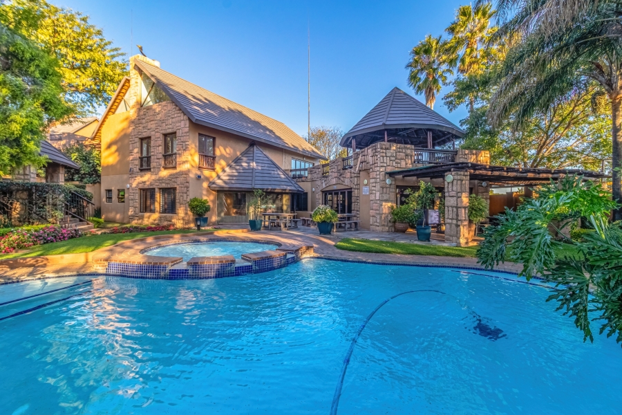 2 Bedroom Property for Sale in Douglasdale Gauteng