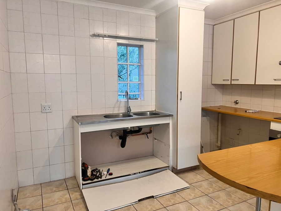 2 Bedroom Property for Sale in Brackenhurst Gauteng
