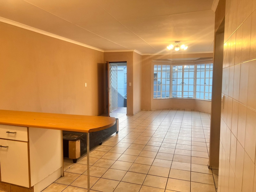 2 Bedroom Property for Sale in Brackenhurst Gauteng