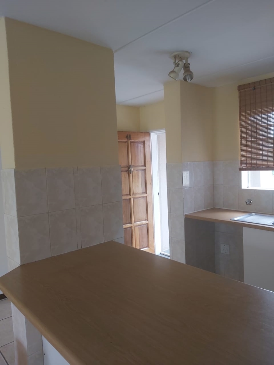 2 Bedroom Property for Sale in Morning Hill Gauteng