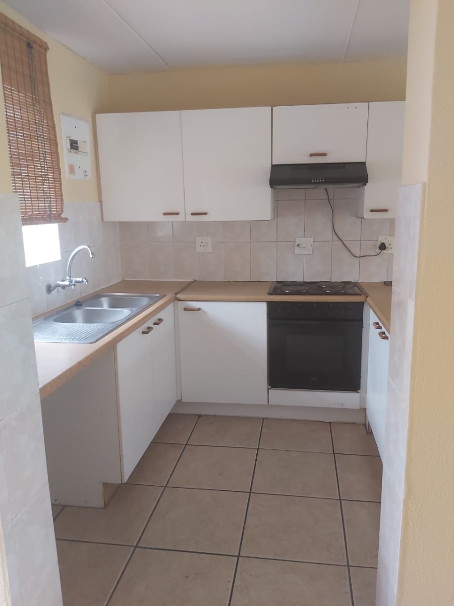 2 Bedroom Property for Sale in Morning Hill Gauteng