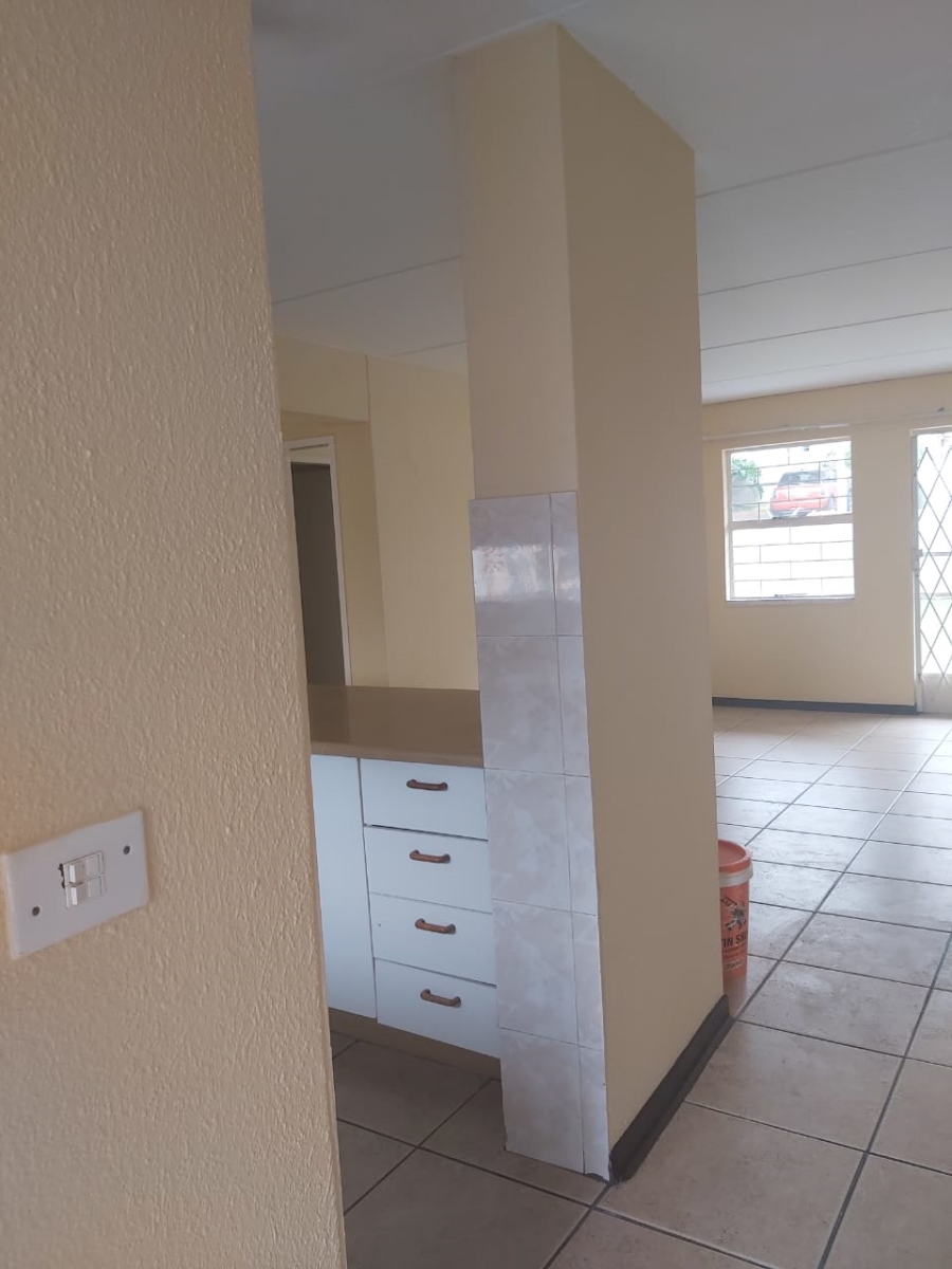 2 Bedroom Property for Sale in Morning Hill Gauteng