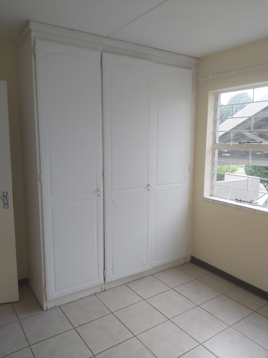 2 Bedroom Property for Sale in Morning Hill Gauteng
