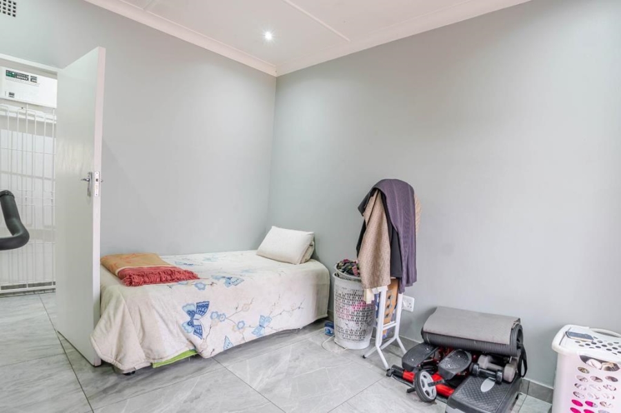 4 Bedroom Property for Sale in Meadowbrook Gauteng