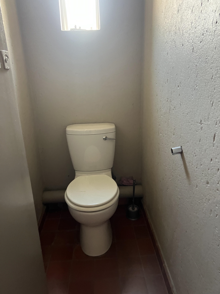 Commercial Property for Sale in Die Wilgers Gauteng